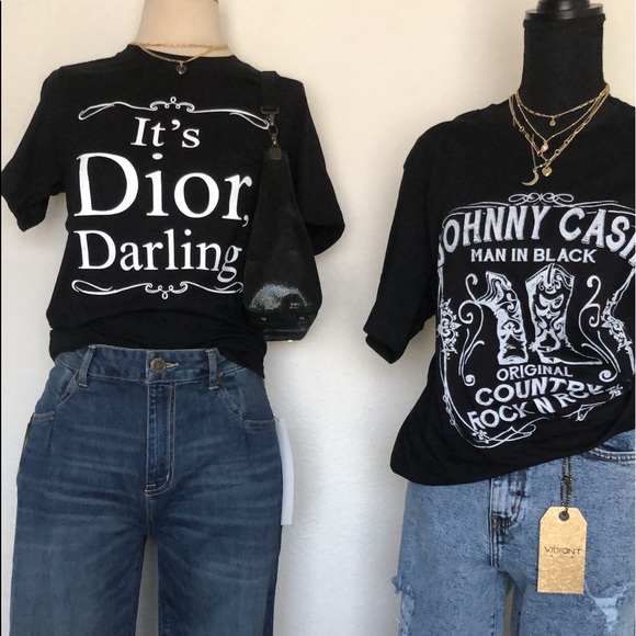 Black Johnny Cash tee - Picture 2 of 2